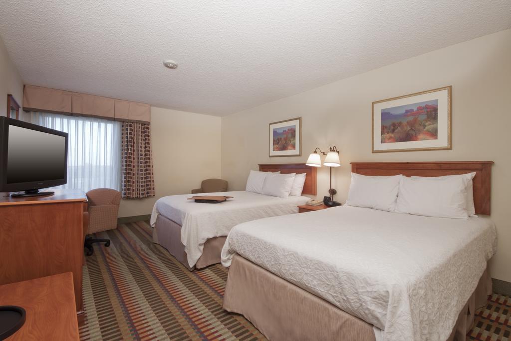Hampton Inn Phoenix-Чандлър Екстериор снимка